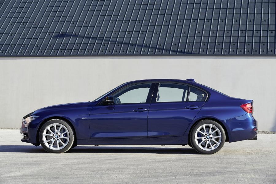  BMW 340i Sport Line 2015 года  (фото 47 из 47)